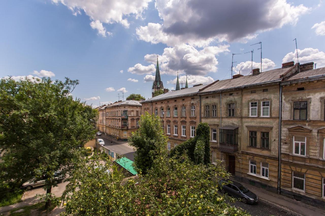 1 Квартира Возле Ж/Д Вокзала, 15 Минут От Центра Lviv Kültér fotó